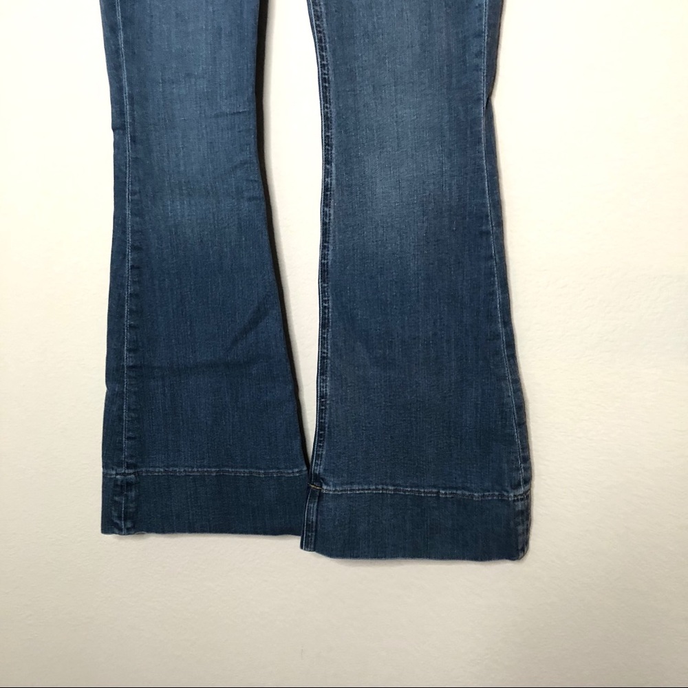 Boden The Heswall Flare Mid-Vintage Y2K Jeans 4P - Picture 5 of 10
